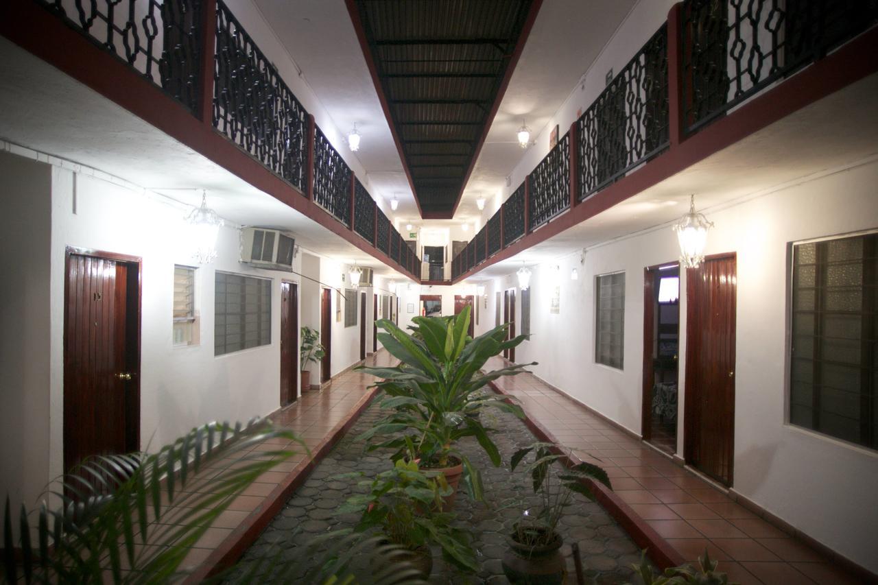 Hotel Maria De Lourdes Tuxtepec Extérieur photo